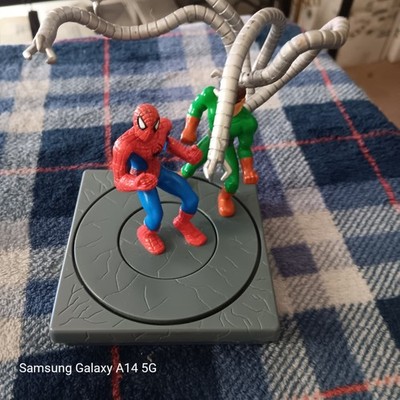 Marvel Spider-Man vs Doctor Octopus 2003 DecoPac Cake Topper Toy Rolling Base