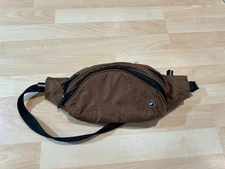 Pacsafe Stashsafe 100 Travel Security Anti Theft Fanny Pack Buckle Bag Rfid Safe