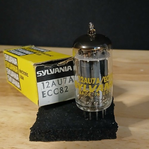 Tubo audio NOS Sylvania 12AU7A ECC82 nuovo con scatola - Foto 2 di 2
