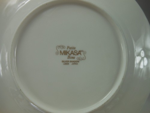 Mikasa SILVER SHADOW 8 1/4" Salad Plate Petite Bone L9806 Japan - Picture 8 of 8