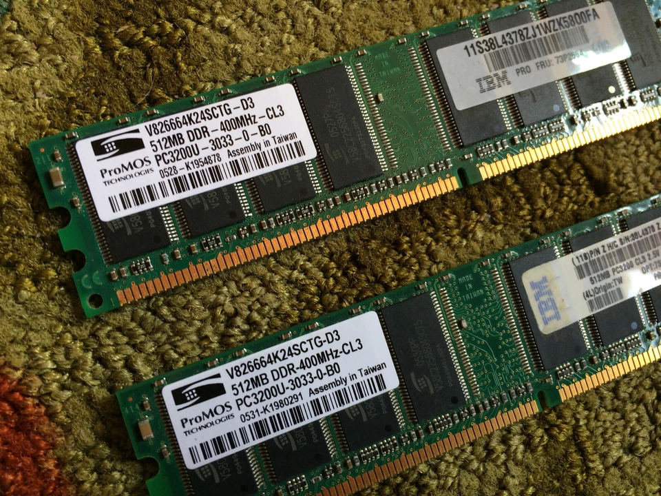 IBM ProMOS V826664K24SCTG-D3 512MB x2 (1 GB) DDR-400 CL3 (PC-3200) PC-3200U - Image 2 of 4