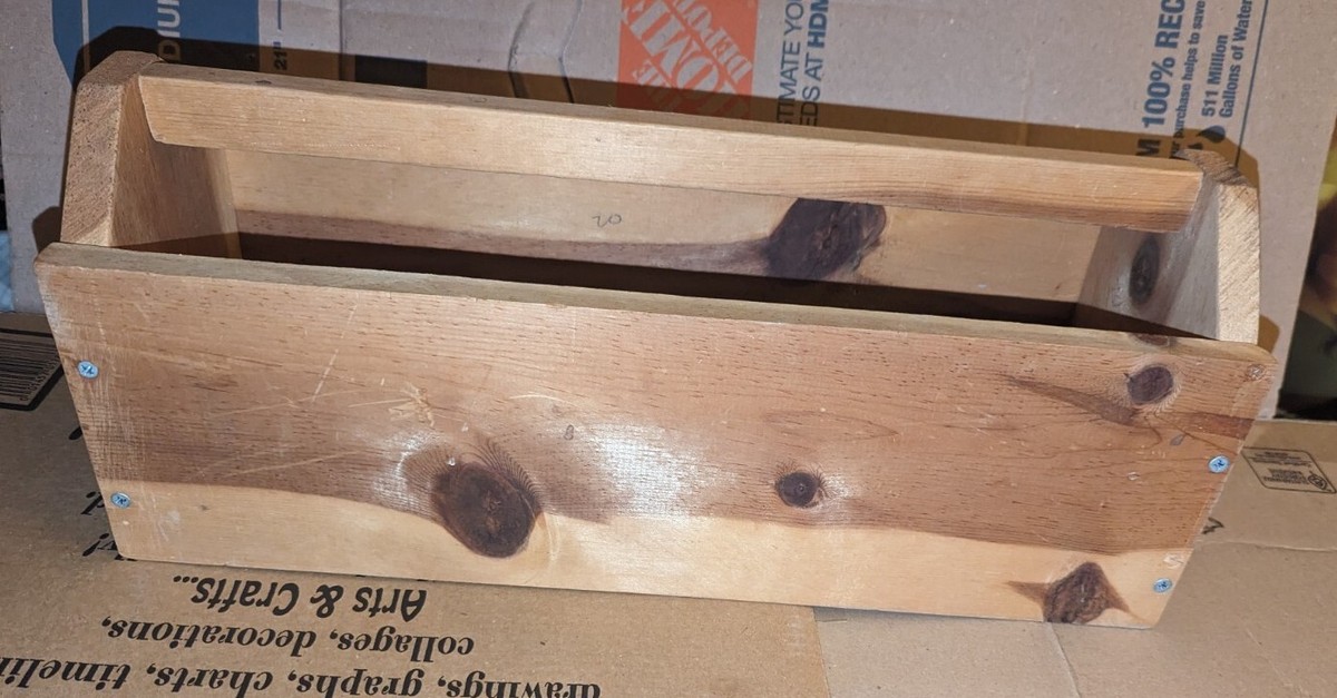 Antique Wood Toolbox Carpenters Plumbers Chest 20