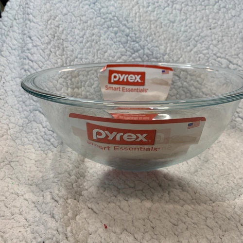 Pyrex Smart Essentials 2.5 Quart Clear Glass Mixing Bowl Flat Rim No Lid New