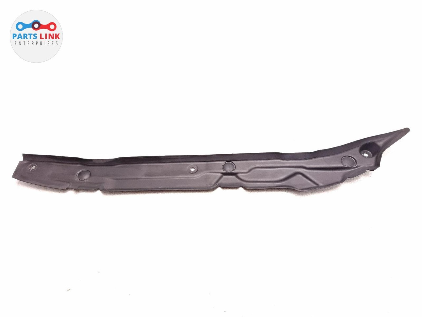 16-20 BENTLEY BENTAYGA FRONT RIGHT FENDER TRIM SPLASH SHIELD MOLDING COWL COVER