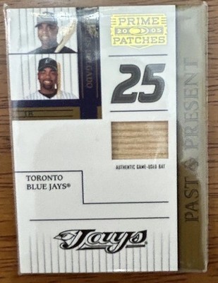 2005 Donruss Prime Patches Carlos Delgado /150 Past & Present GAMEUSED BAT #PP-4