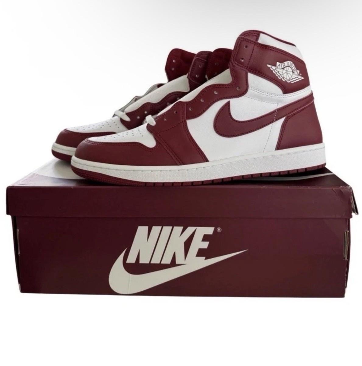 Nike Air Jordan 1 Retro High Og White-Team Red Sz 10.5 [DZ5485-160
