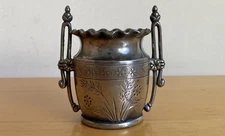 WM Rogers Mfg Co Quadruple Silverplate Toothpick Holder Floral 34 Antique Patina