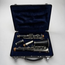 Selmer USA CL300 Bb Clarinet with Hard Case and Mouthpiece Student Band