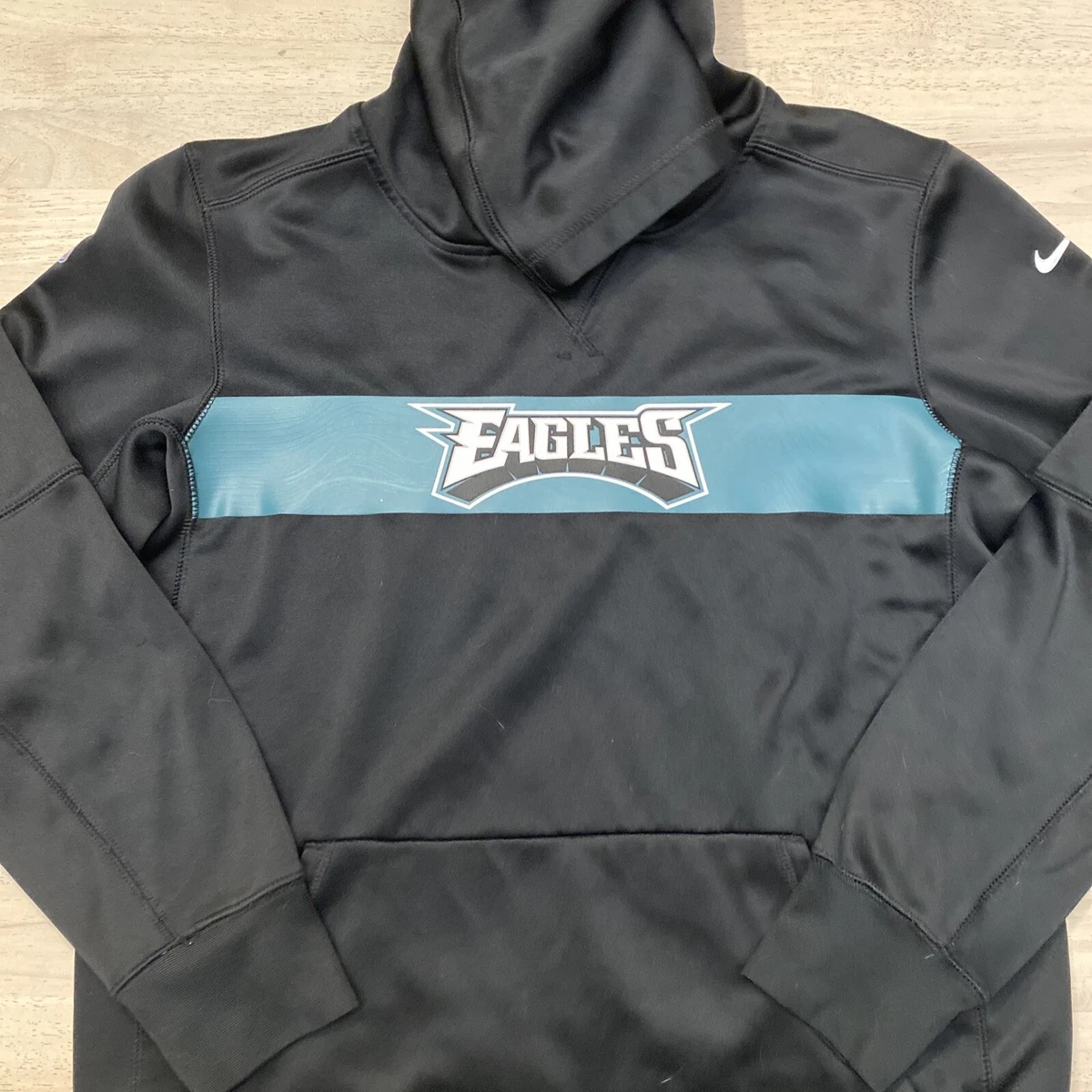 Black nike cheap eagles hoodie