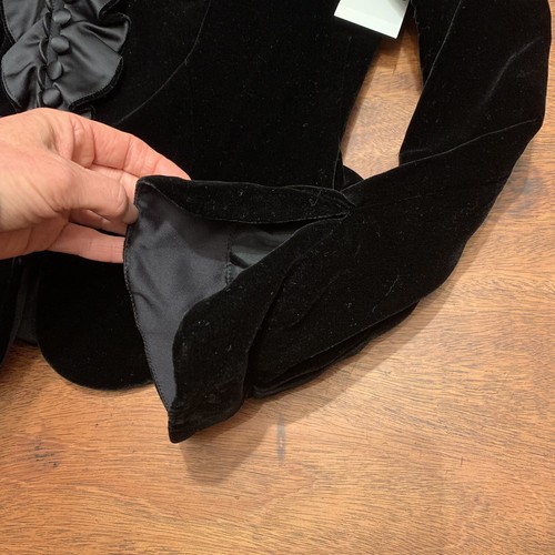 VTG 80s W/ TAG $440 CROPPED Jacket Carmen Marc Valvo Velvet Silk FEMME Black 8 - Picture 13 of 14