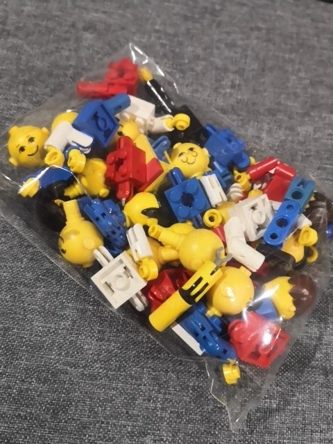 VINTAGE : LEGO LOT DE PERSONNAGES Ancien - Photo 2/4