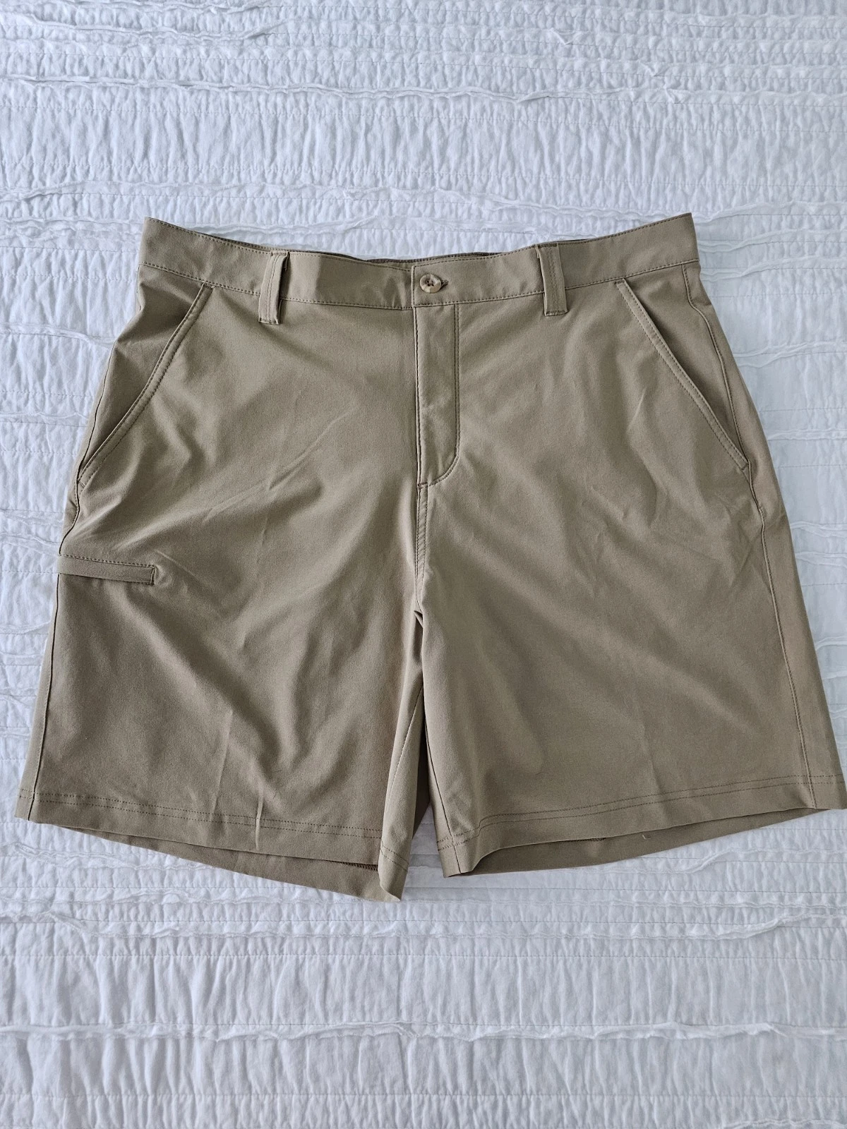 Columbia PFG Shorts Mens 36x8" Performance Chino Flat Front Zip Pocket Logo
Opens in a new window or