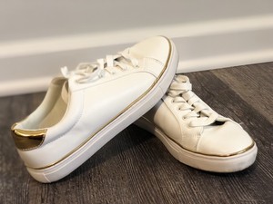 womens white sneakers with gold trim