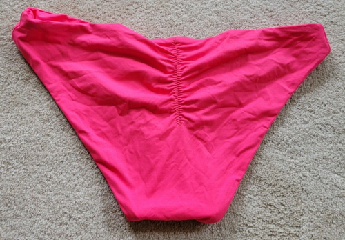 Parte inferior de bikini rosa caliente Becca by Rebecca Virtue Adela talla grande bullicio ceñido - Imagen 4 de 8