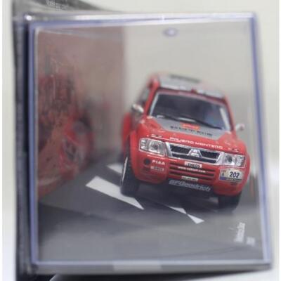 値下げ！Mitsubishi Pajero 2003 Dakar ミニカー s-l400.jpg
