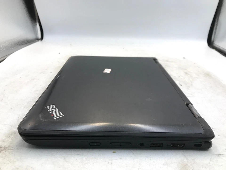 Lenovo ThinkPad Yoga 11e Intel Core i3 7ª Generación 11.6" CONECTOR DE ALIMENTACIÓN ROTO-MZ Foto 3 de 4