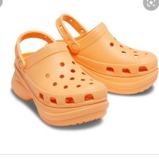 Crocs Bae Clog Platform   Orange   Women  s 7   New Without Box