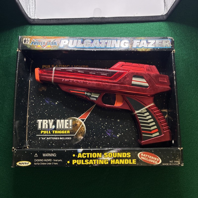 90s POWER GEAR PULSATING FAZER IN BOX phaser toy gun red lights sci fi fun