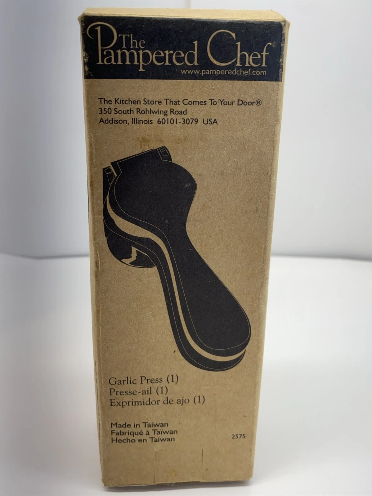 Pampered Chef 2575 - Garlic Press Easy Squeeze, Rust Proof, Ergonomic Handle