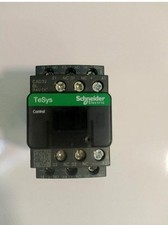  Schneider Electric CAD32BL 24V