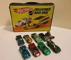 Vintage Hot Wheels Redlines junkyard lot and vintage case -- Custom T-Bird, etc