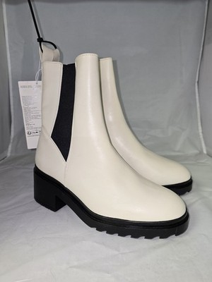 Elegant Cream Ankle Boots Amazon Essentials Size 7.5 7 1/2 NEW