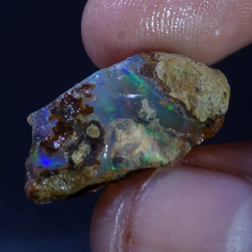 Olio di opale nero etiope naturale 18,00 ct esemplare grezzo "gioco di colori" pietra preziosa - Foto 2 di 9