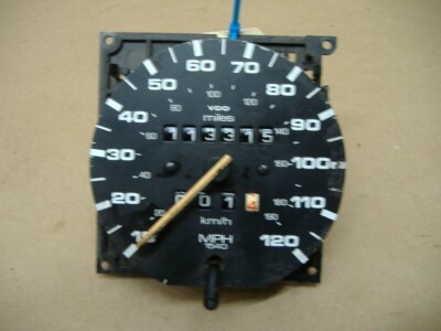 VW Scirocco jetta speeometer VDO 1540  85 - 92 yr  #160