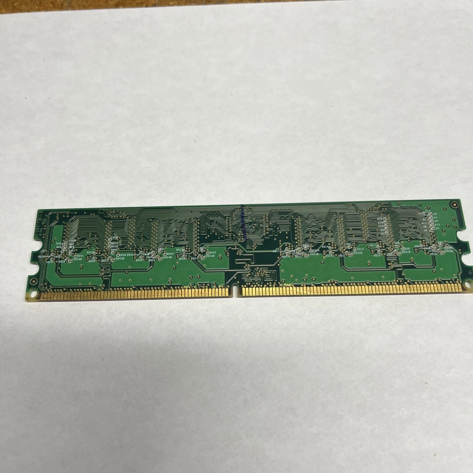 Samsung 1GB 1Rx8 PC2-5300U Desktop Memory Ram M378T2863DZS-CE6 377726-888 - Image 3 of 3