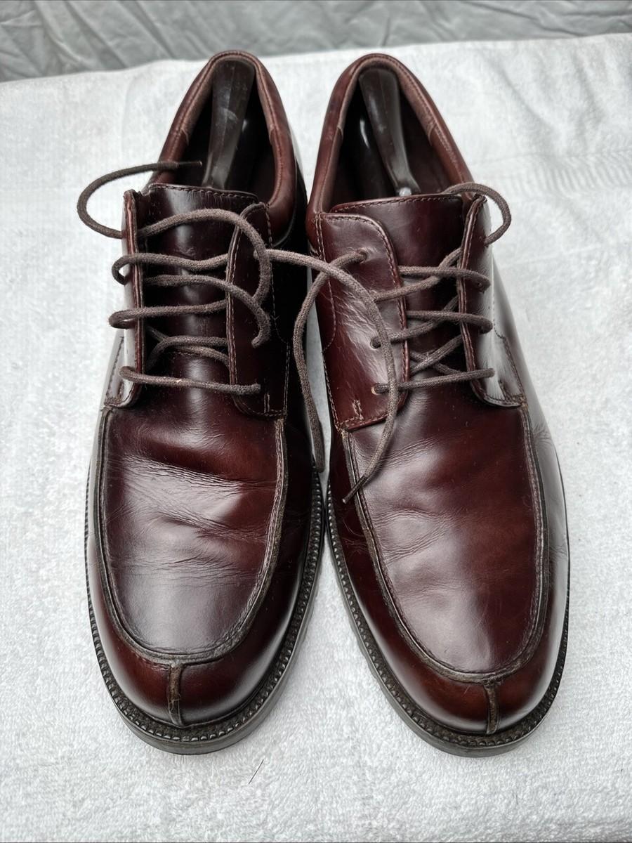 Cole Haan Oxford Men display picture 1
