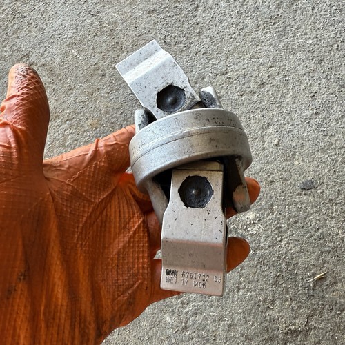 OEM BMW E90 3 Series Steering Spindle Shaft Coupler U Joint 676471203 325xi - Picture 7 of 7
