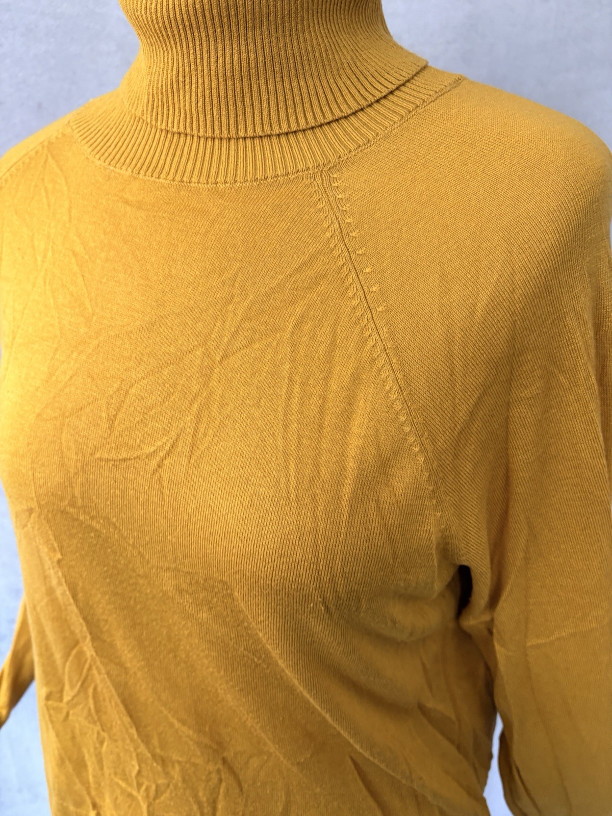 H&M Mustard Roll Neck Jumper L Long Sleeve Pulllver Acrylic Blend Knit Women’s thumbnail 7
