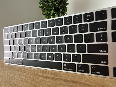  Apple Magic Keyboard With Touch ID & Numeric Keypad (Model A2520)