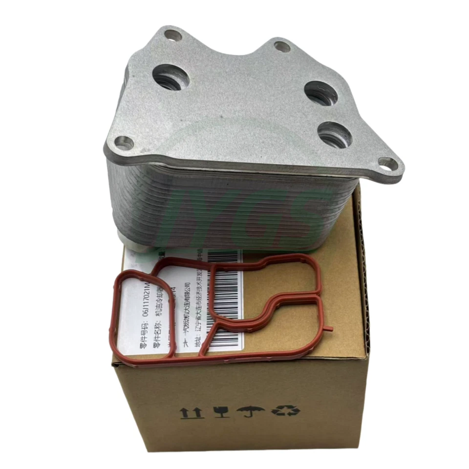 OEM Oil Cooler w Gakset 06J117021D For Audi A4 A5 VW CC 2.0T Foto 3 de 4