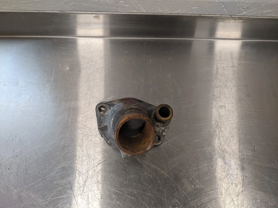 Carcasa de termostato para 86-87 Lincoln Continental 5.0 Foto 2 de 4