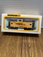 Bachmann HO Scale Union Pacific Wide Vision Cupola Caboose No. 43-1007-01 NOS