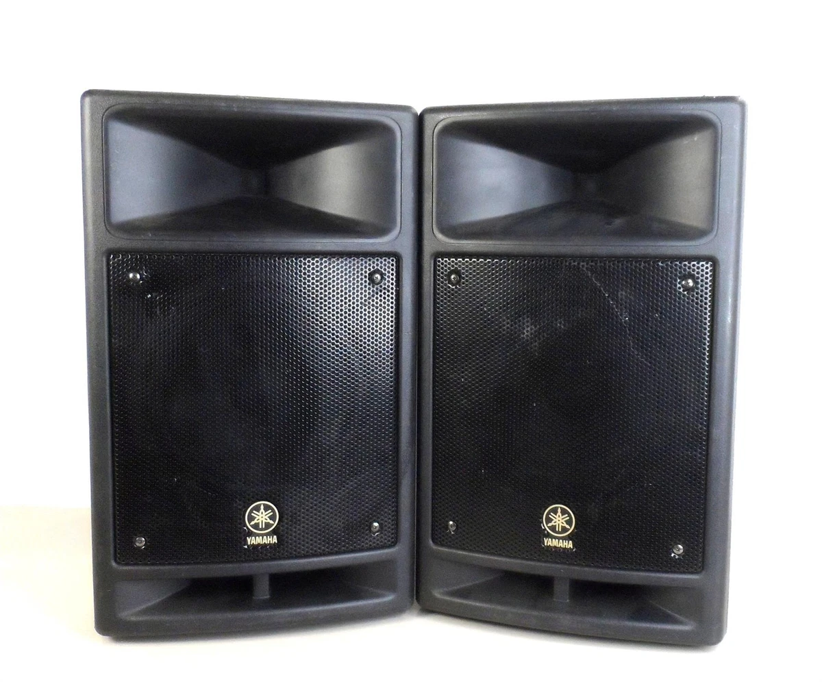 Yamaha Stagepas 300 Portable PA Loudspeakers System 8 Channel Mixer Combo