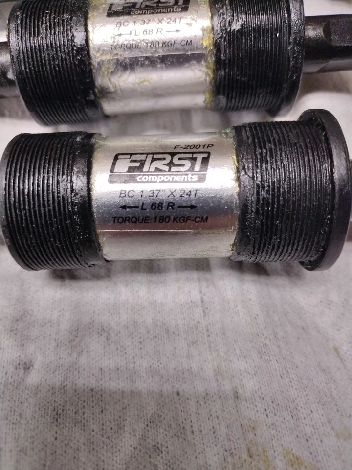 PRIMEROS COMPONENTES F-2001P PEDALIER BC 1.37 X24 T L 68 R Foto 2 de 3