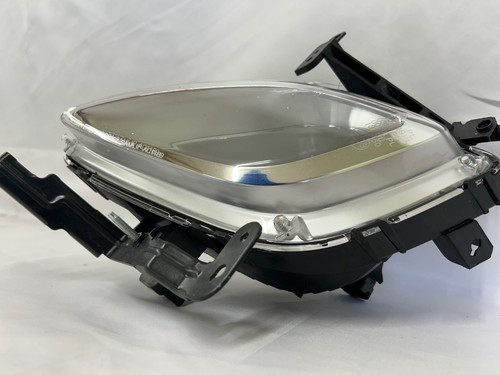 Driver Corner/Park Light Fog-driving Sedan US Built Fits 11-13 ELANTRA OEM - Picture 2 of 3