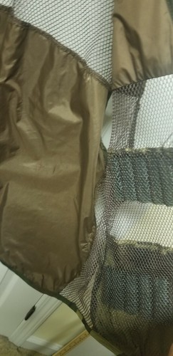Northwest Territory Camo Hunting Vest Game & Shell Pockets Large ( See Pics) - Picture 9 of 11