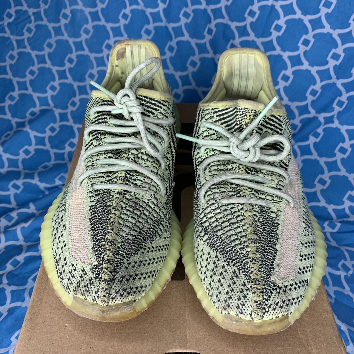 Adidas Yeezy Boost 350 V2 Yeezreel (Non-Reflective) Size 9 Adidas Yeezy Boost 350 V2 Yeezreel (Non-Reflective) Size 9
