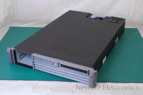 HP A7136A 9000 rp3410 Server (1 x 800MHz CPU/2GB RAM/No Drives) - Picture 1 of 10