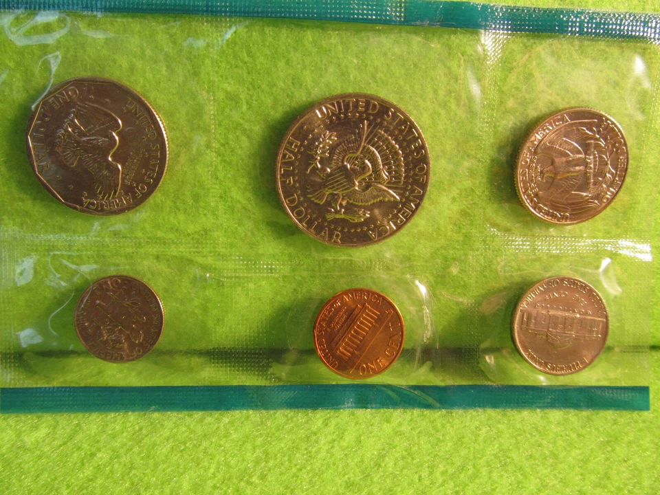 1980 U.S. MINT SET, 1 P AND 1 D, 13 COINS TOTAL, BU CONDITION - Image 2 of 4