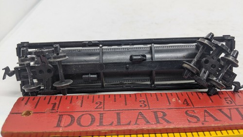 TYCO HO: TEXACO TANK CAR, SILVER. HONG KONG VINTAGE - Picture 4 of 6