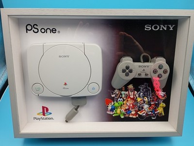 Sony PlayStation One im 3D-Objektrahmen   Ein exklusives Sammlerstück