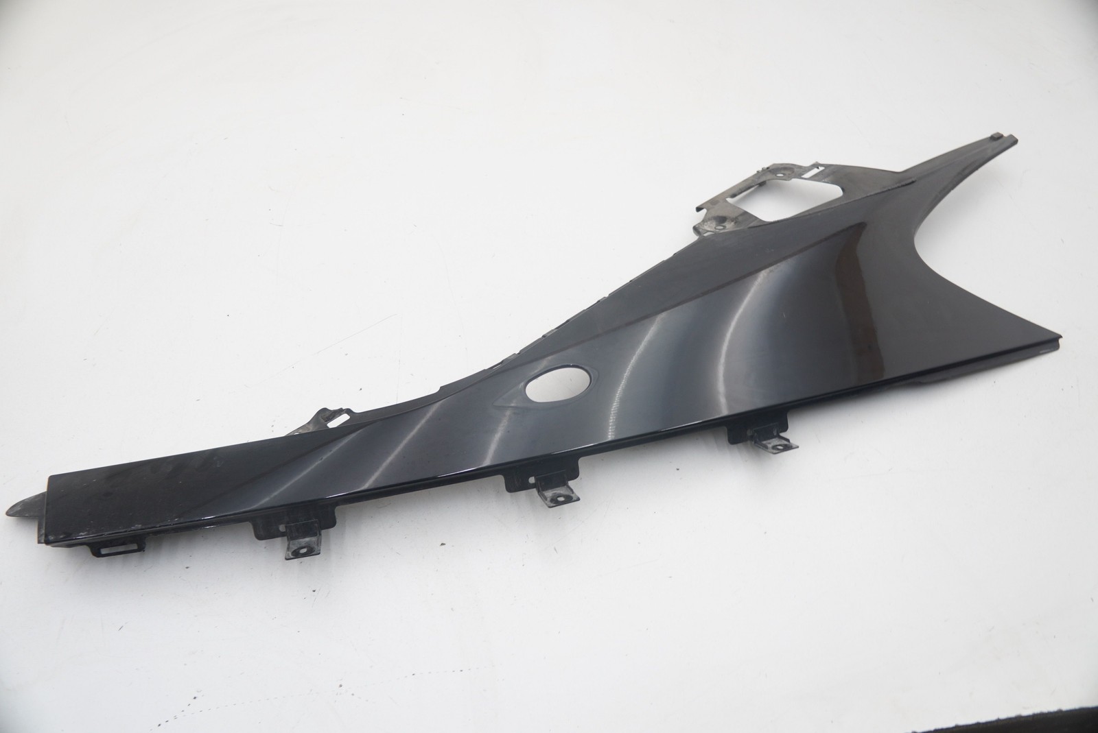 Rear Right Side Quarter Sail C Pillar Body Trim Cover Panel 51447336438 BMW i8