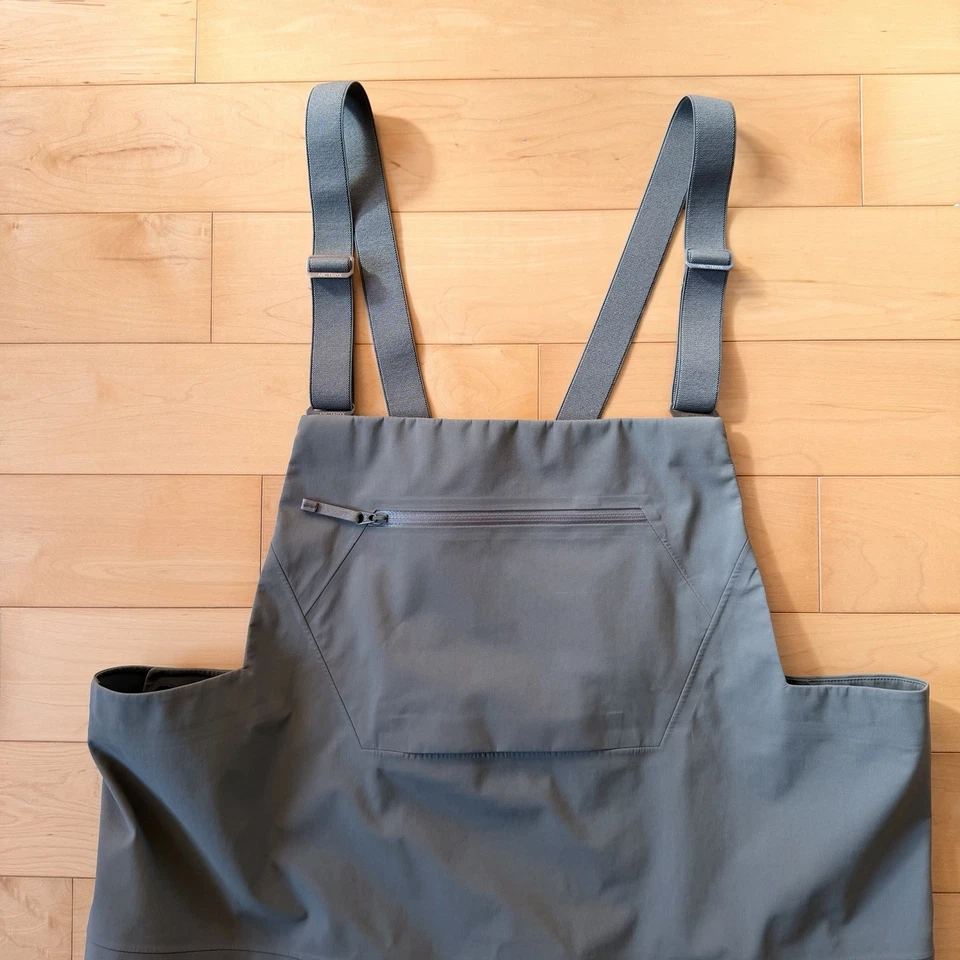 Arcteryx Men’s Sabre Bibs Ski/Snowboard GORE-TEX Pants - Gray Green - Medium - Image 4 of 4