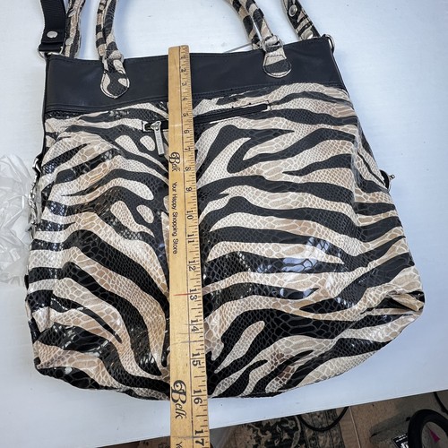 BKalencom New Orleans Diaper Bag Zebra Thinsulate Bottle Holder Changing Pad - Picture 6 of 13