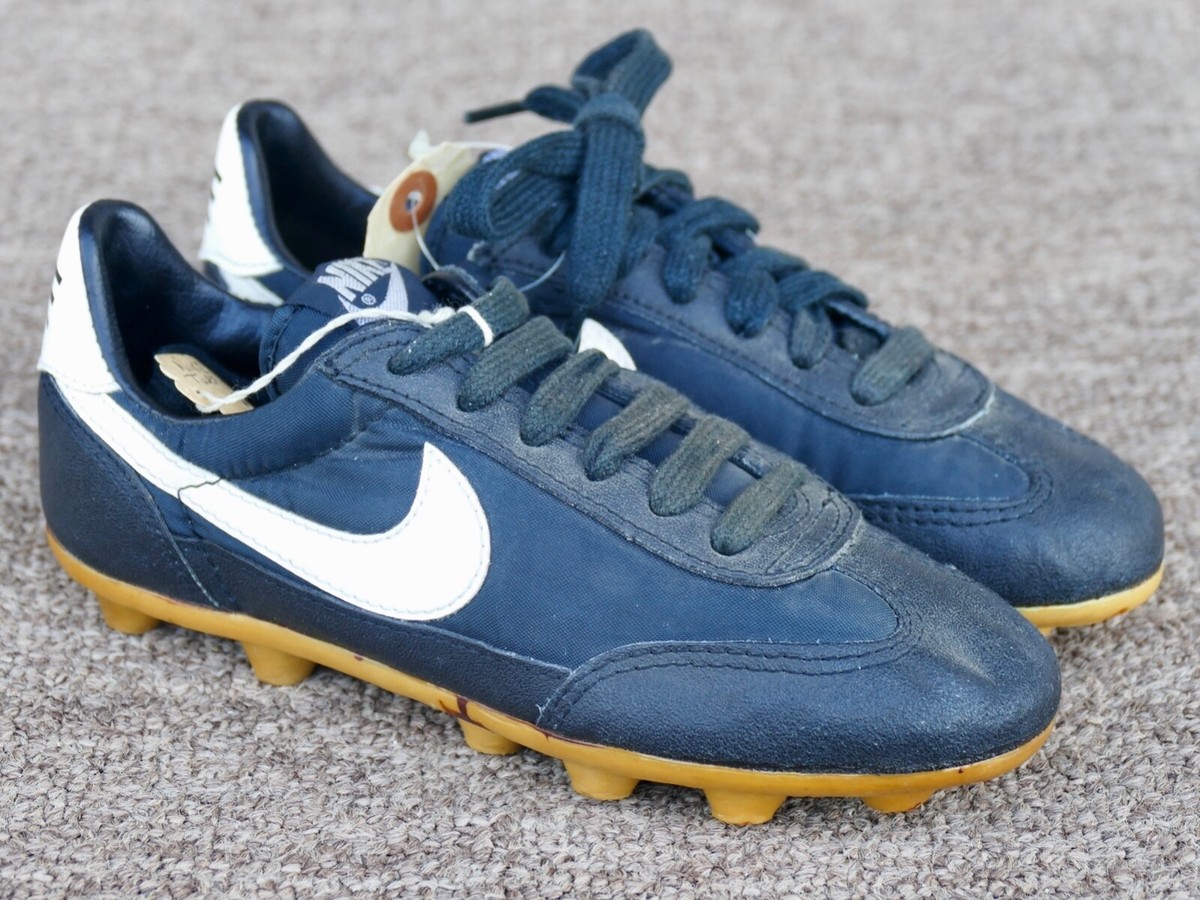 nike throwback soccer cleats
