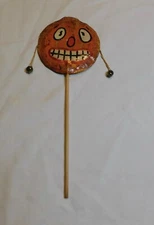 VTG HALLOWEEN NOISEMAKER PUMPKIN JACK O LANTERN SCARED SMILE BELLS